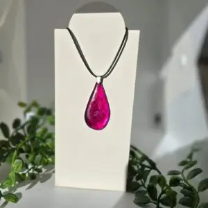 N05  - Magenta Pink pendant