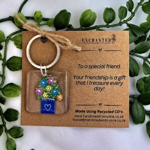 Keyring with a handpainted pot of flowers on it